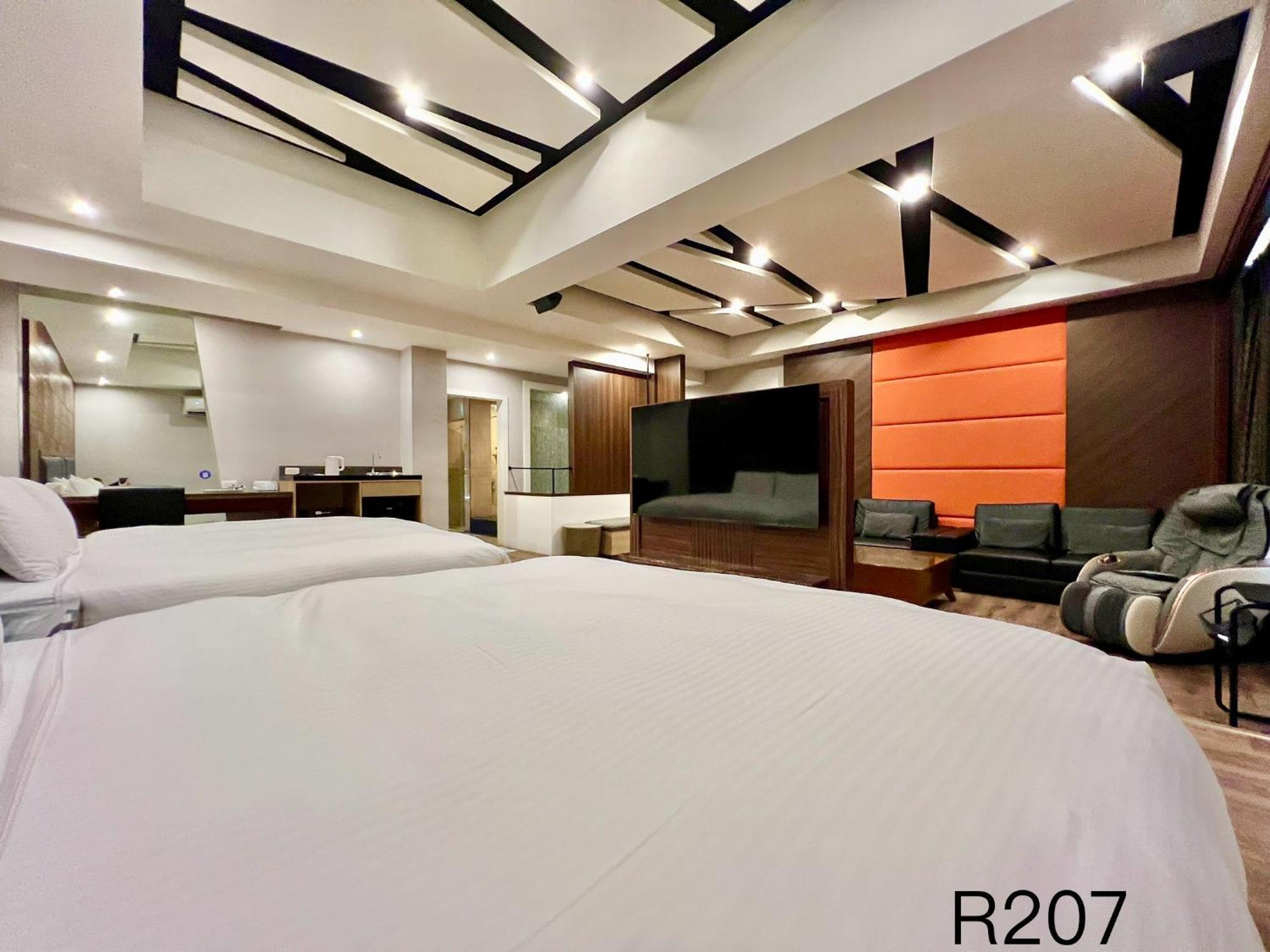 Cigar Motel Tainan Dış mekan fotoğraf