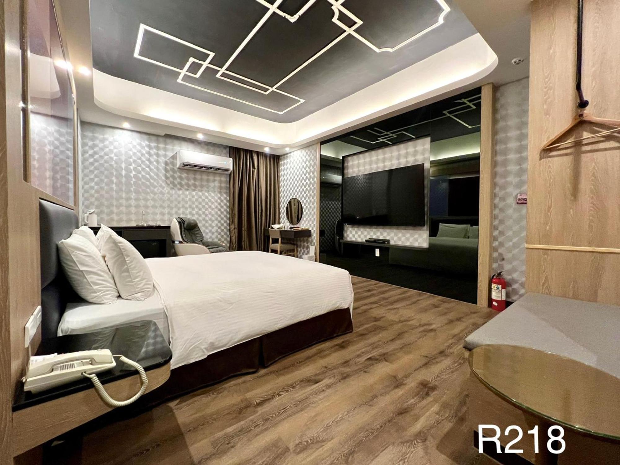 Cigar Motel Tainan Dış mekan fotoğraf