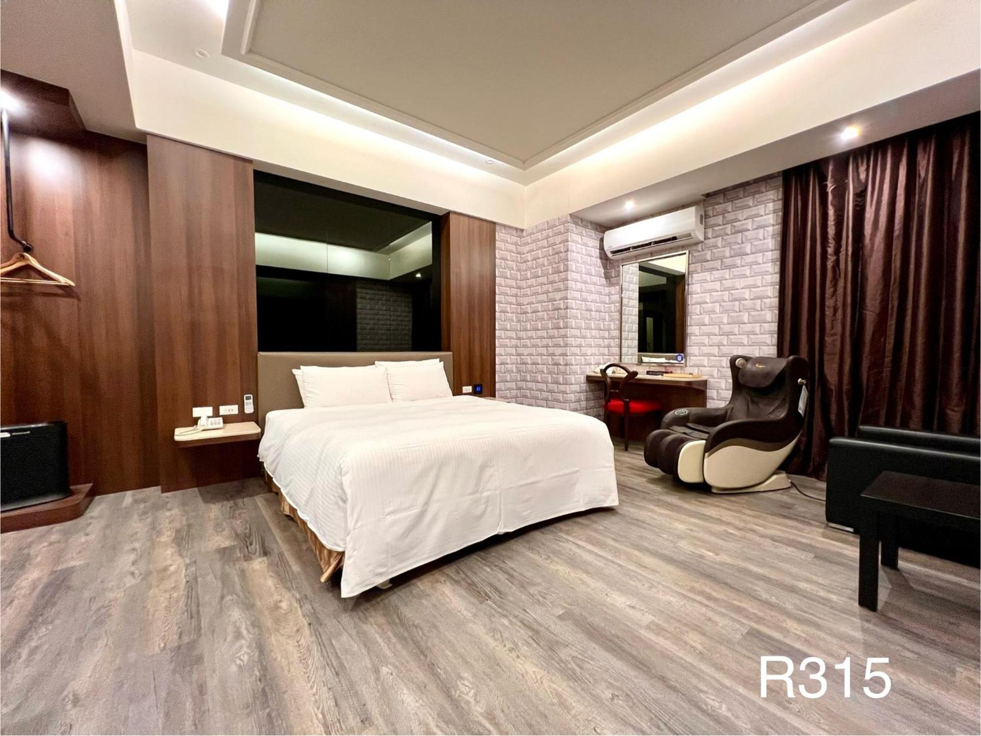 Cigar Motel Tainan Dış mekan fotoğraf