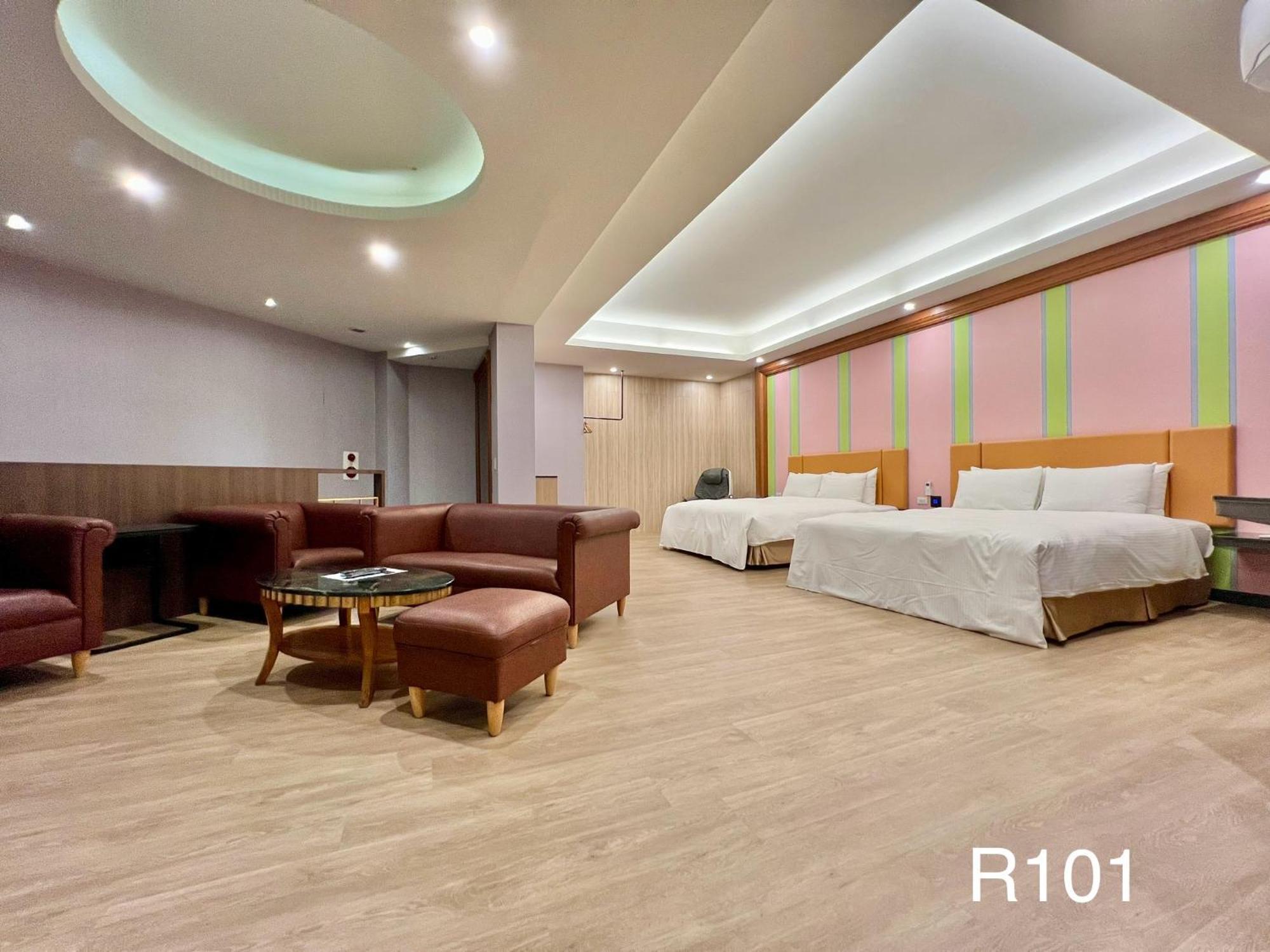 Cigar Motel Tainan Dış mekan fotoğraf