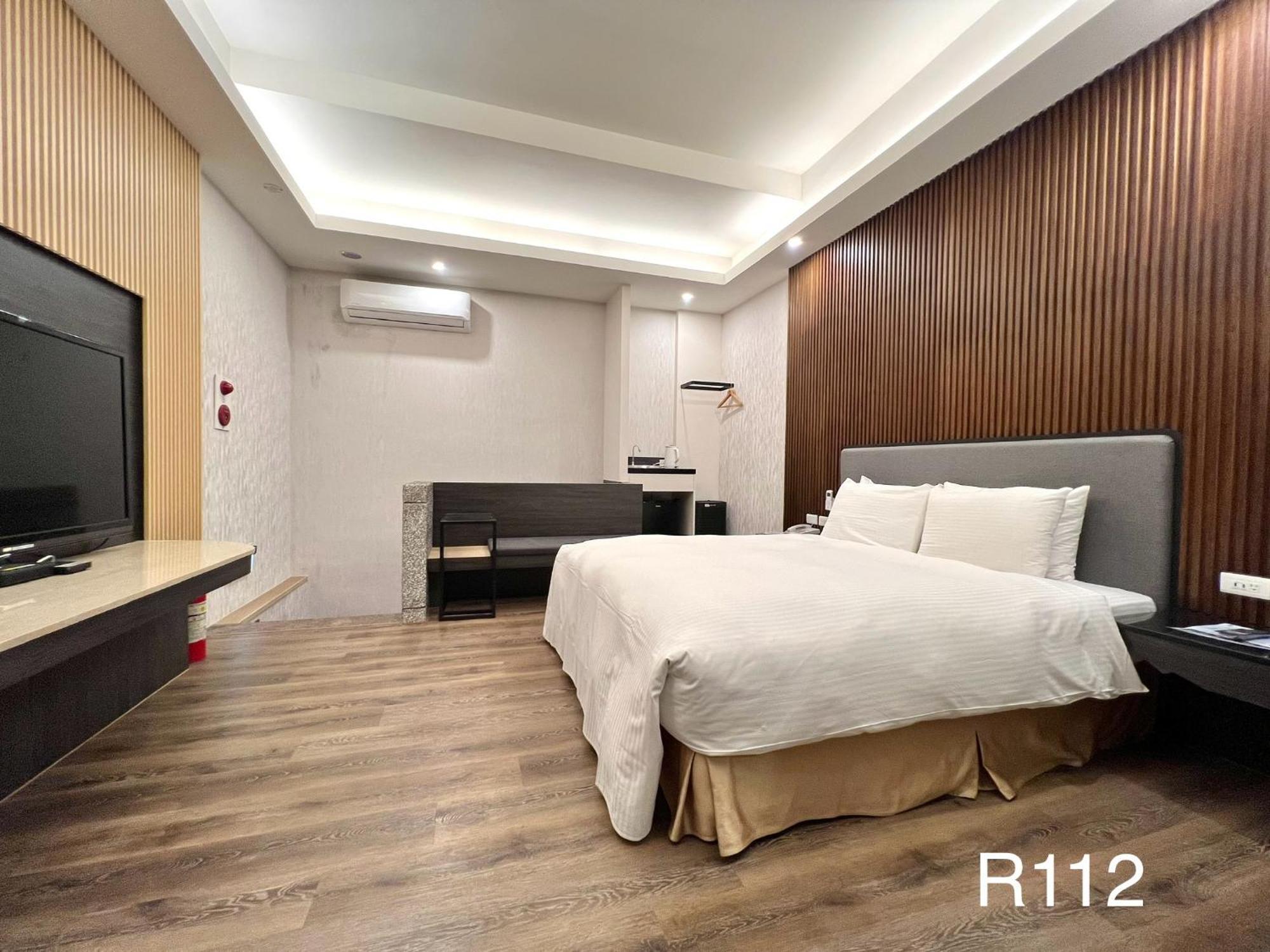 Cigar Motel Tainan Dış mekan fotoğraf