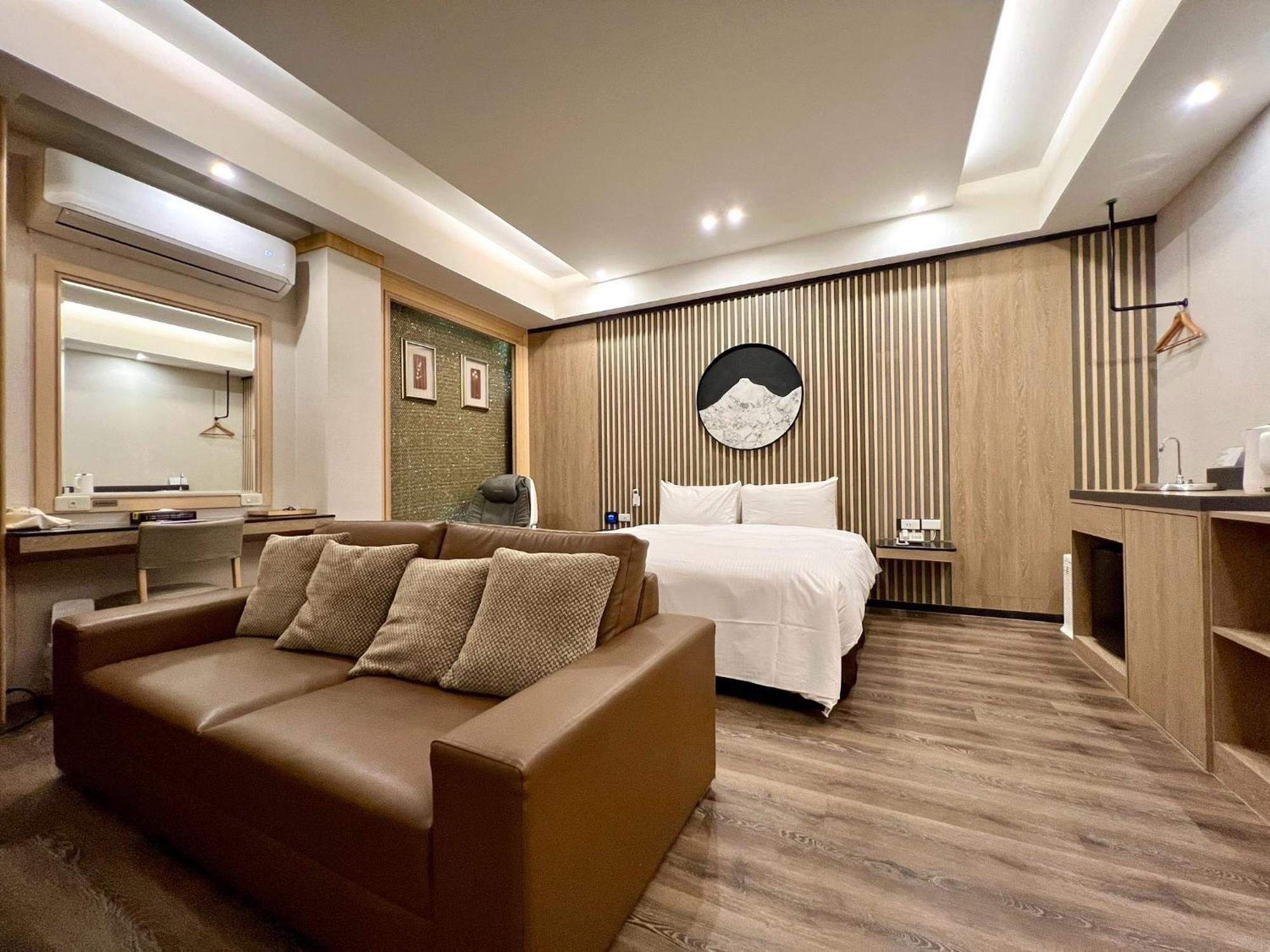 Cigar Motel Tainan Dış mekan fotoğraf