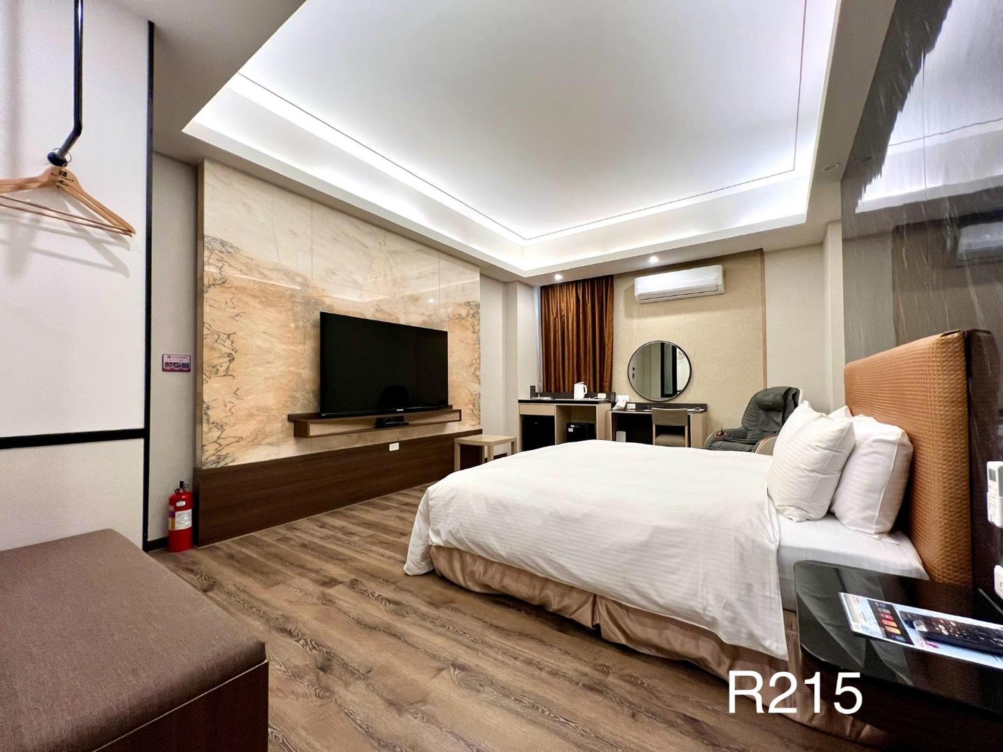 Cigar Motel Tainan Dış mekan fotoğraf